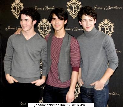 news - Tokio Hotel heart Jonas Brothers Te-ai prins - News about jonas brothers